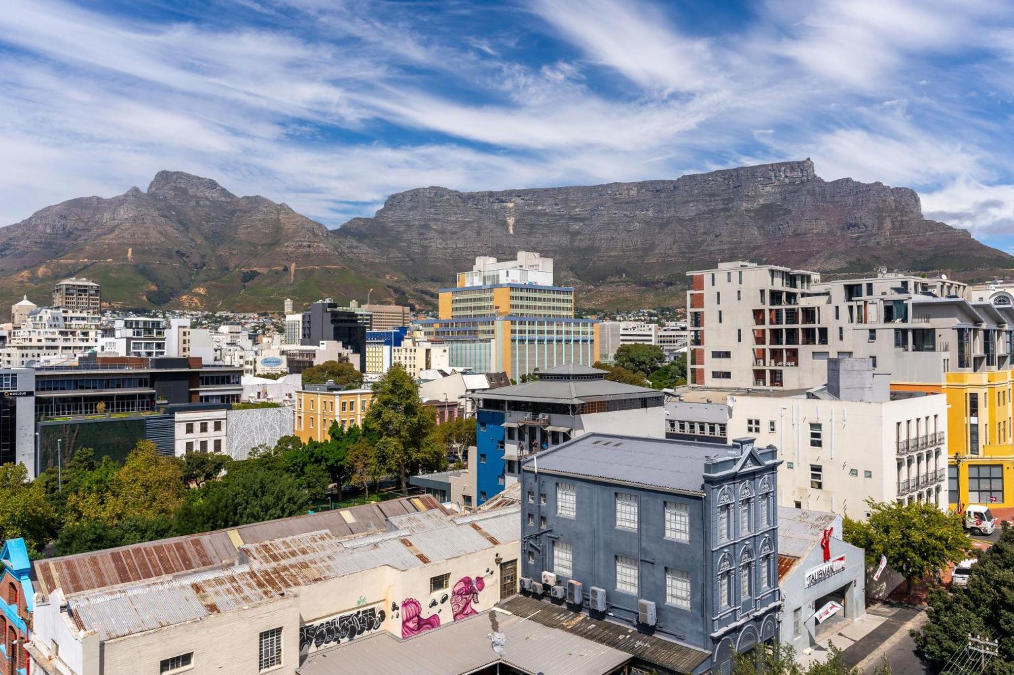 The Rose 604: Central Studio With Rooftop Pool Kaapstad Buitenkant foto